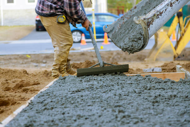 Best Best Concrete Contractor  in Auburn, IN